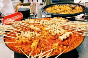 EAT SEOUL Korean Street Food