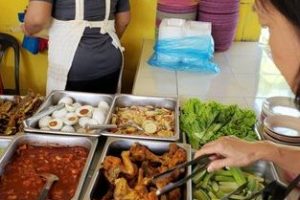 Eryna Cafe Curry Claypot