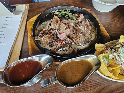 Bob's Grill & Bar