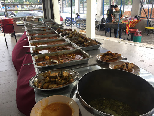 Restoran Kak Cik Ikan Bakar Kepala Batas