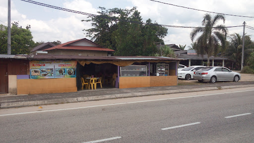 Warung Kak Ngah
