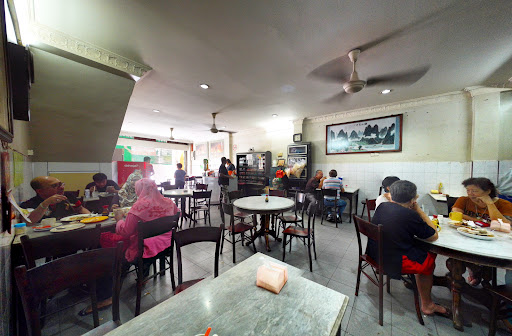 Sinaran Hailam Kopitiam