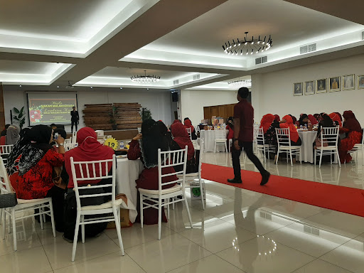 Mana Mana Cafe & Event Hall