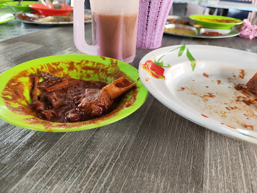 Kedai Makan Rosli Roti Canai
