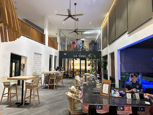 La Yang Poolside Restaurant