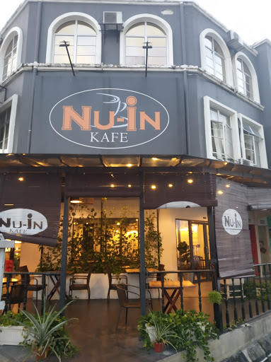 Nu in Kafe