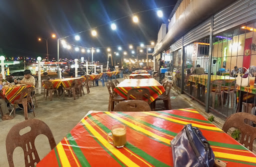 Hye Tomyam Cafe