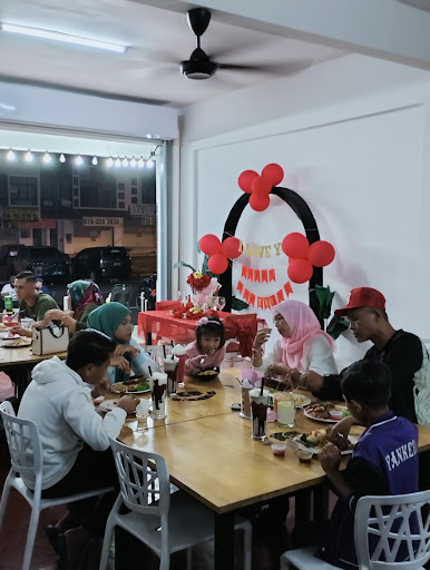 Roti Rentung Steak House