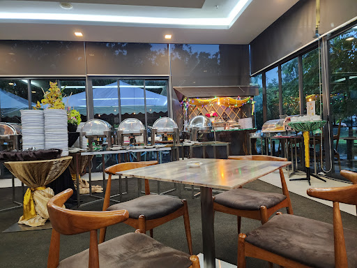 Reef Cafe@D'Wharf Hotel