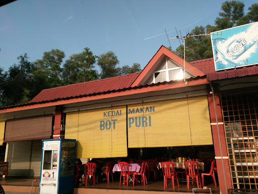 Kedai Bot Roti Puri