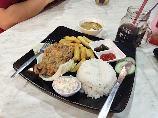 Baiduri cafe