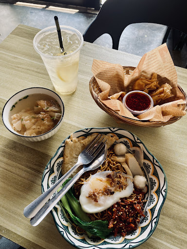 Degan Cafe Jalan Shahbandar
