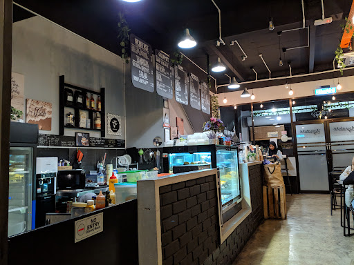 Signature by The Licious Beverage's