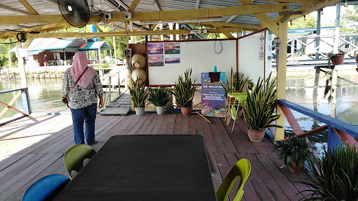 Restoran Terapung FazDla