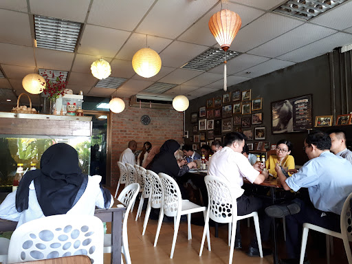 Leboss Cafe Restaurant