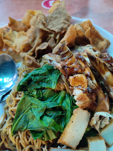 Warung Shahadah (Chinese Muslim Cooking)