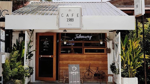 Cafe 1988