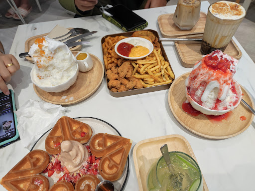 Shiro-Yuki Dessert Cafe (Main Branch)