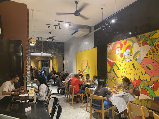 Don Western & Grill Cafe