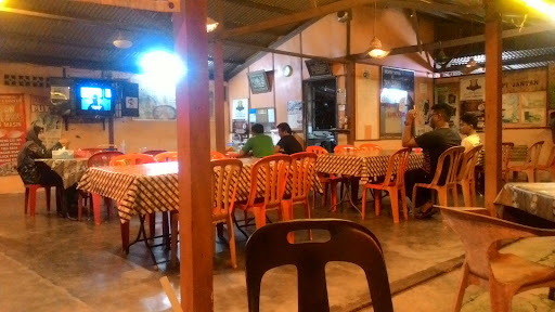tam corner