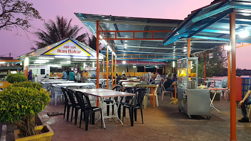 Restoran Api Api Ikan Bakar (RA0032309-P)
