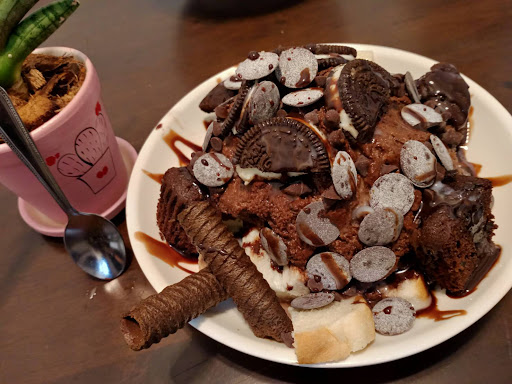 ตะทู้day halal food&coffee betong