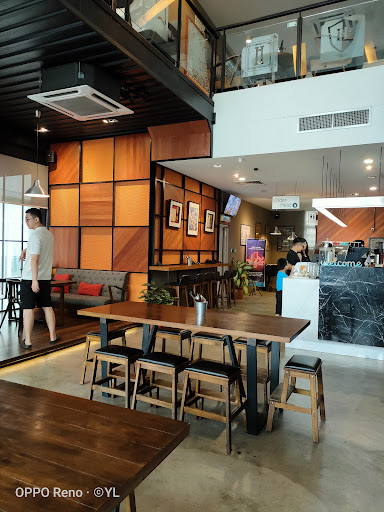 Hideout Cafe 60