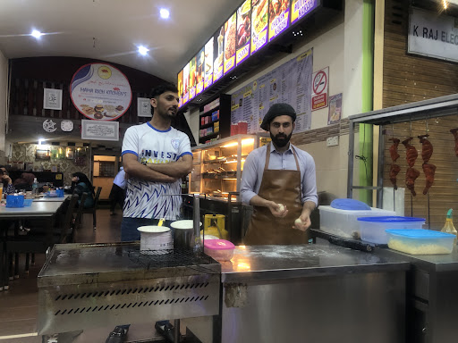 Mama Rich Kitchens ( Pakistani and Local Food)