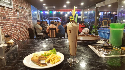 67 CAFÉ