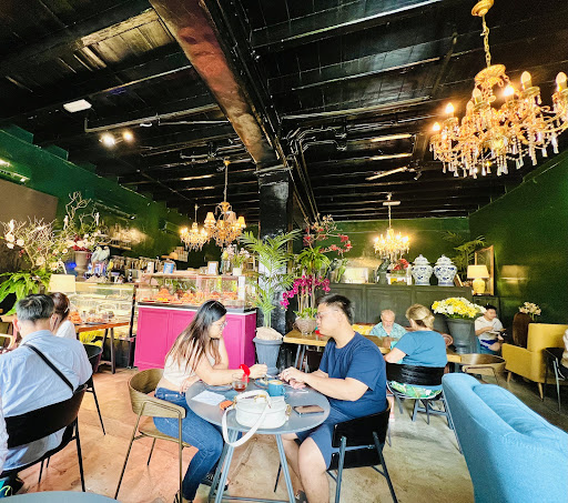 Emily Darling Cafe