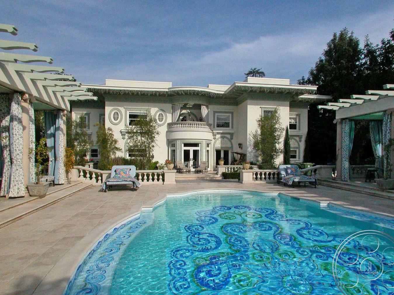 mansion 28