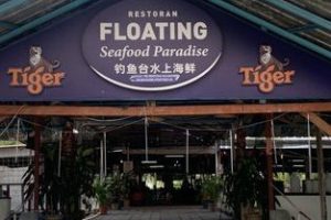 Restoran Floating Seafood Paradise